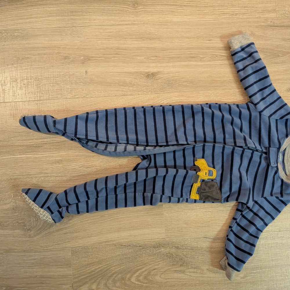 Five Warm & Cozy Baby Footie Pajama Sets For Winter 18 Months - Assorted Colors - Picture 5 of 11